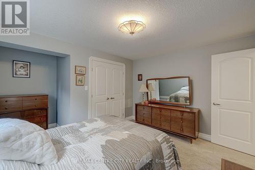 7 Drake Court, Strathroy-Caradoc (Sw), ON - Indoor Photo Showing Bedroom