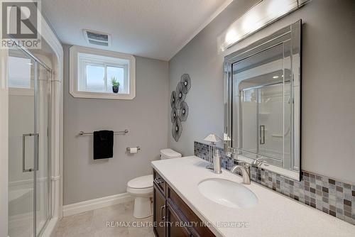 7 Drake Court, Strathroy-Caradoc (Sw), ON - Indoor Photo Showing Bathroom