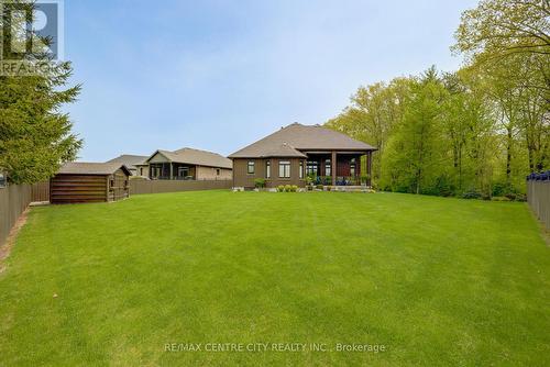 7 Drake Court, Strathroy-Caradoc (Sw), ON - Outdoor With Deck Patio Veranda