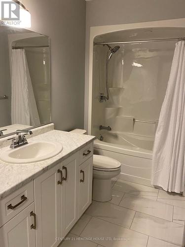 77 Royal Dornoch Drive S, St. Thomas, ON - Indoor Photo Showing Bathroom