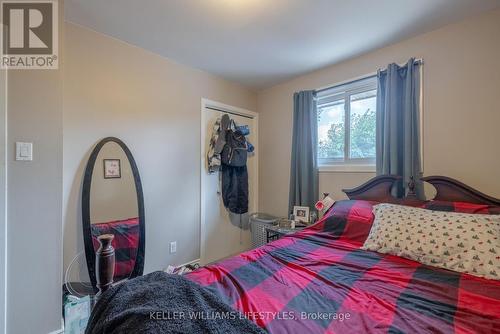 335 Admiral Drive, London, ON - Indoor Photo Showing Bedroom