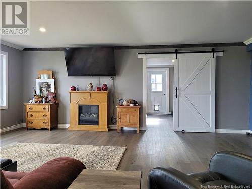 563 Rue Principale, Pointe-Verte, NB - Indoor Photo Showing Living Room With Fireplace