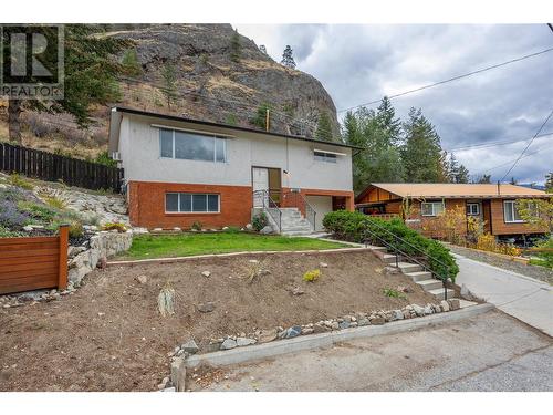 11821 Read Crescent, Summerland, BC - Outdoor