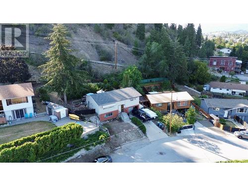 11821 Read Crescent, Summerland, BC - Outdoor