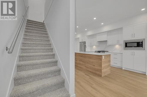 5300 Main Street Unit# 120, Kelowna, BC - Indoor Photo Showing Kitchen