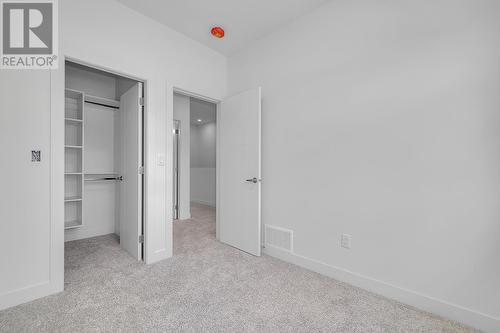 5300 Main Street Unit# 120, Kelowna, BC - Indoor Photo Showing Other Room