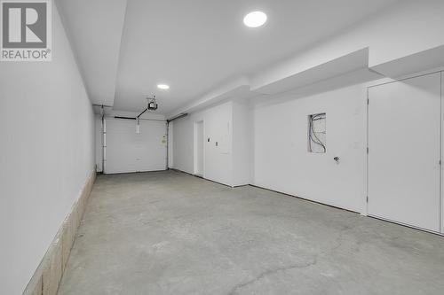 5300 Main Street Unit# 120, Kelowna, BC - Indoor Photo Showing Garage