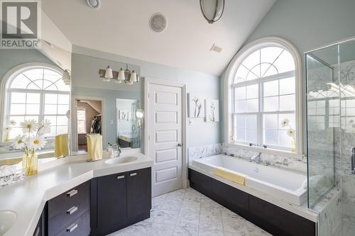 20 West Point Road, Portugal Cove-St. Philips, NL - Indoor Photo Showing Bathroom