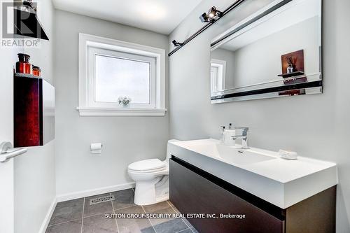 1968 Concession Road 7, Adjala-Tosorontio, ON - Indoor Photo Showing Bathroom