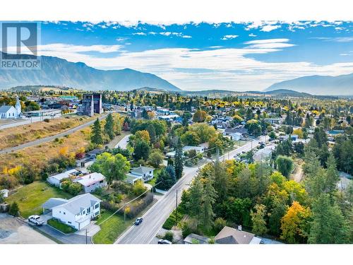 322 6Th Avenue, Creston, BC - Outdoor With View