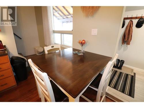 1834 Wilmes  Lane, Trail, BC - Indoor Photo Showing Dining Room