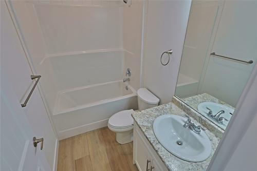 491 Auburn Crescent, Princeton, BC - Indoor Photo Showing Bathroom