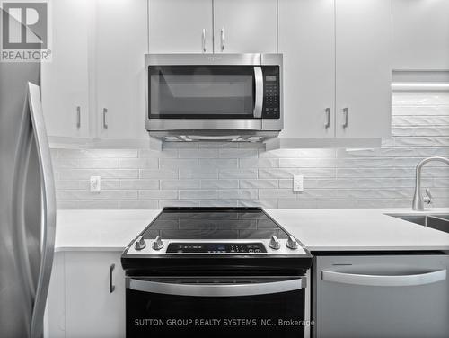 404 - 108 Garment Street, Kitchener, ON - Indoor Photo Showing Kitchen With Upgraded Kitchen