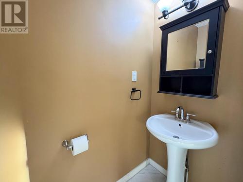 2776 Clapperton Avenue Unit# 30, Merritt, BC - Indoor Photo Showing Bathroom