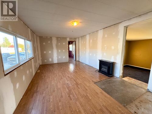 2776 Clapperton Avenue Unit# 30, Merritt, BC - Indoor Photo Showing Other Room With Fireplace