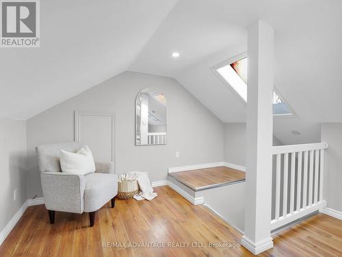 Cozy reading corner - 80 Edward Street, London, ON - Indoor