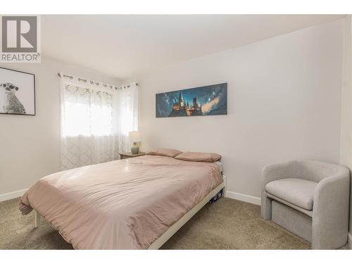 1961 18 Avenue Se, Salmon Arm, BC - Indoor Photo Showing Bedroom