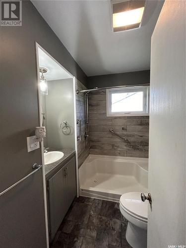 401 2Nd Avenue N, Rose Valley, SK - Indoor Photo Showing Bathroom