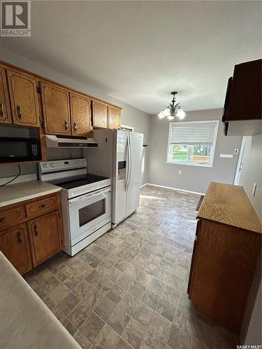 401 2Nd Avenue N, Rose Valley, SK - Indoor Photo Showing Kitchen