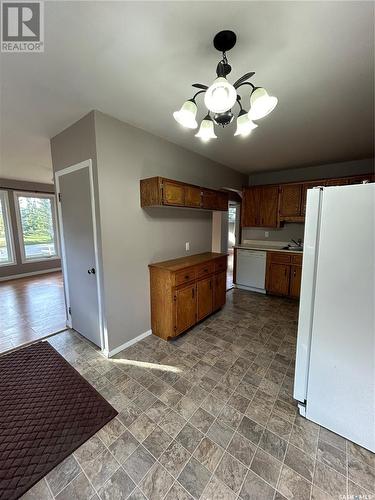 401 2Nd Avenue N, Rose Valley, SK - Indoor