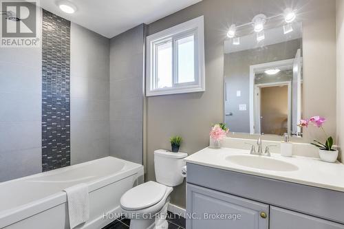 136 Sundridge Crescent, London, ON - Indoor Photo Showing Bathroom