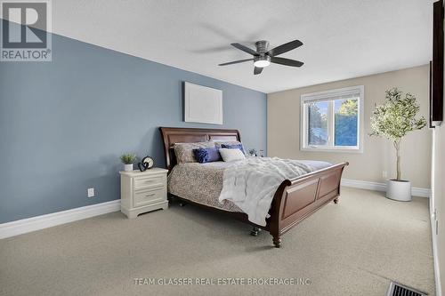 33 Hillcrest Court, Middlesex Centre (Delaware Town), ON - Indoor Photo Showing Bedroom