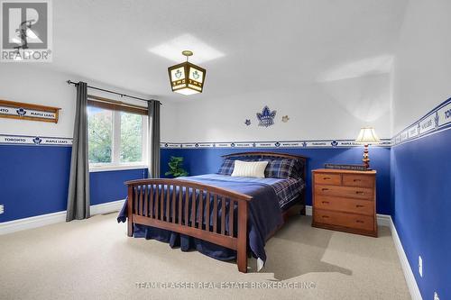 33 Hillcrest Court, Middlesex Centre (Delaware Town), ON - Indoor Photo Showing Bedroom