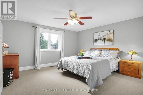 33 Hillcrest Court, Middlesex Centre (Delaware Town), ON - Indoor Photo Showing Bedroom