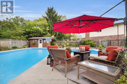 33 Hillcrest Court, Middlesex Centre (Delaware Town), ON - Outdoor With In Ground Pool With Deck Patio Veranda