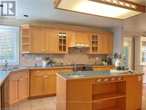 111 Sunset Boulevard, Georgian Bluffs, ON - Indoor Photo Showing Kitchen With Double Sink