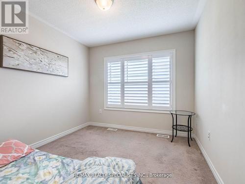 29 Finegan Circle, Brampton, ON - Indoor Photo Showing Bedroom