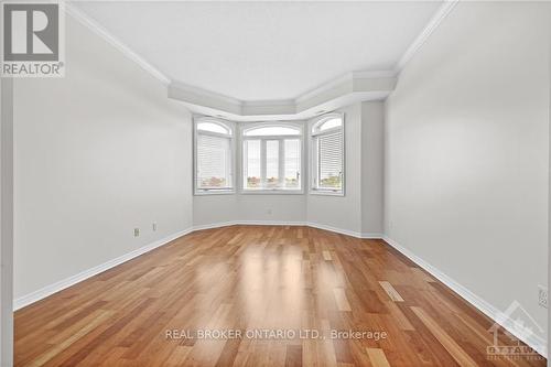 8 - 190 Rustic Hills Crescent, Ottawa, ON - Indoor Photo Showing Other Room