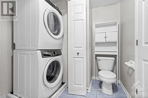 8 - 190 Rustic Hills Crescent, Ottawa, ON - Indoor Photo Showing Laundry Room