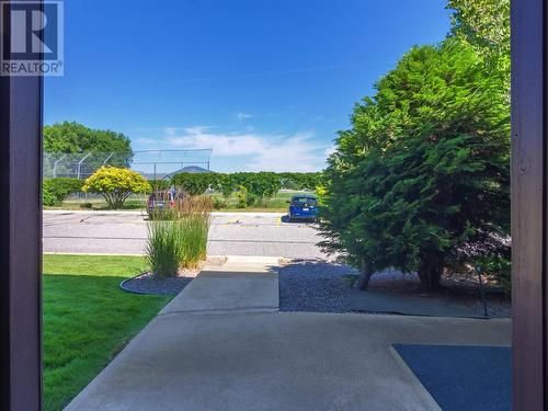 3140 Wilson Street Unit# 412, Penticton, BC - Outdoor