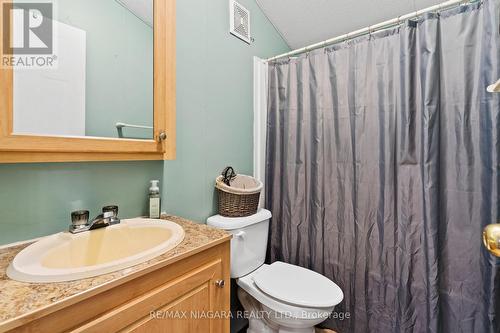 11366 Highway 3, Wainfleet, ON - Indoor Photo Showing Bathroom