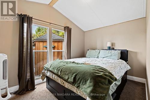 11366 Highway 3, Wainfleet, ON - Indoor Photo Showing Bedroom