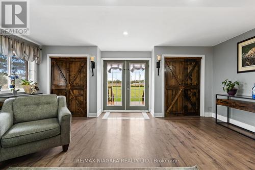 11366 Highway 3, Wainfleet, ON - Indoor Photo Showing Living Room