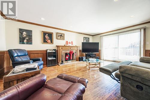 53 Ambrose Road, Toronto, ON - Indoor Photo Showing Living Room