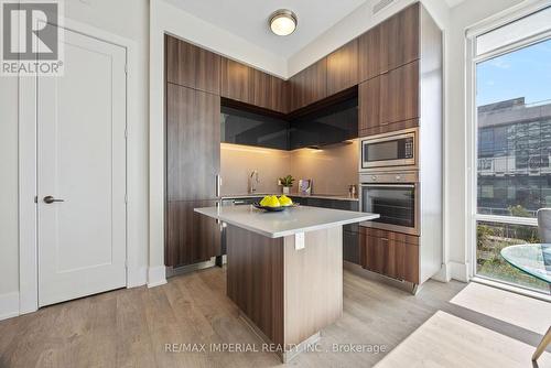 1233 - 15 Merchants' Wharf Road, Toronto, ON - Indoor Photo Showing Kitchen