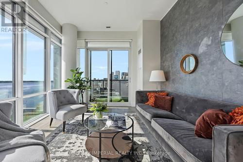 1233 - 15 Merchants' Wharf Road, Toronto, ON - Indoor Photo Showing Living Room