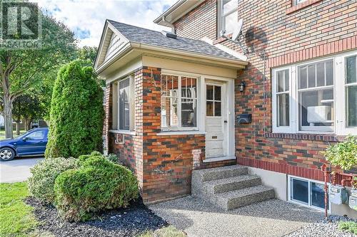 495-497 Mary Street, Woodstock, ON - Outdoor