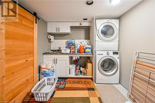 495-497 Mary Street, Woodstock, ON - Indoor Photo Showing Laundry Room