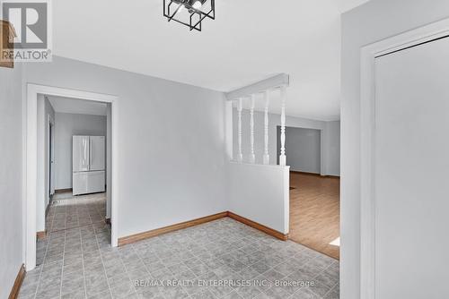 1265 Lakebreeze Drive, Mississauga, ON - Indoor Photo Showing Other Room