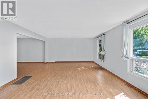 1265 Lakebreeze Drive, Mississauga, ON - Indoor Photo Showing Other Room