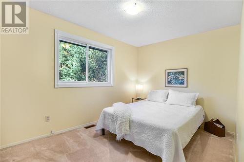 1134 Hallecks Road W, Brockville, ON - Indoor Photo Showing Bedroom