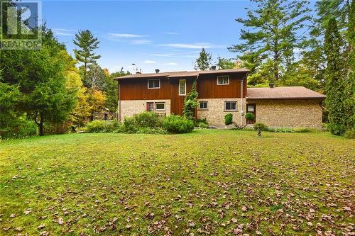 1134 Hallecks Road W, Brockville, ON - Outdoor