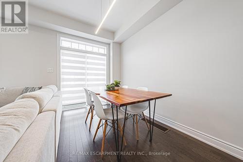 49 Richard William Drive, Haldimand, ON - Indoor Photo Showing Dining Room