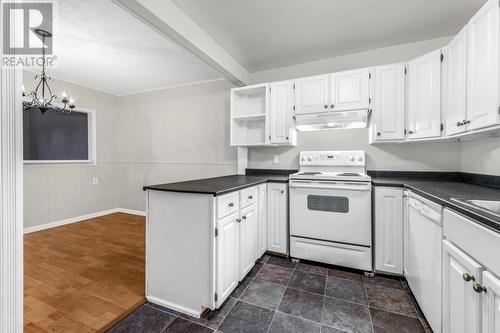 75 Sunrise Avenue, Mount Pearl, NL - Indoor Photo Showing Kitchen