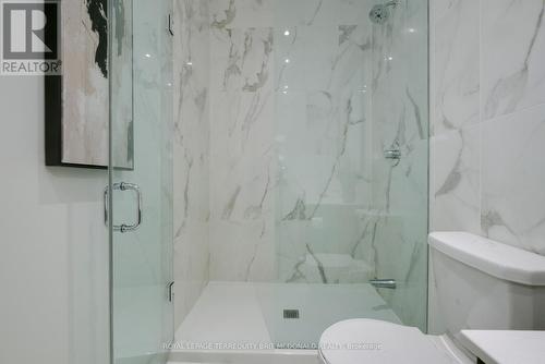 644 - 25 Adra Grado Way, Toronto, ON - Indoor Photo Showing Bathroom