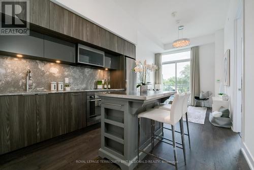 644 - 25 Adra Grado Way, Toronto, ON - Indoor Photo Showing Kitchen With Upgraded Kitchen